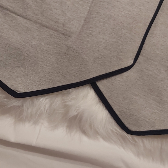 IVIVVA (by Lululemon) On The Double Wrap Reversible Jacket - Picture 11 of 11